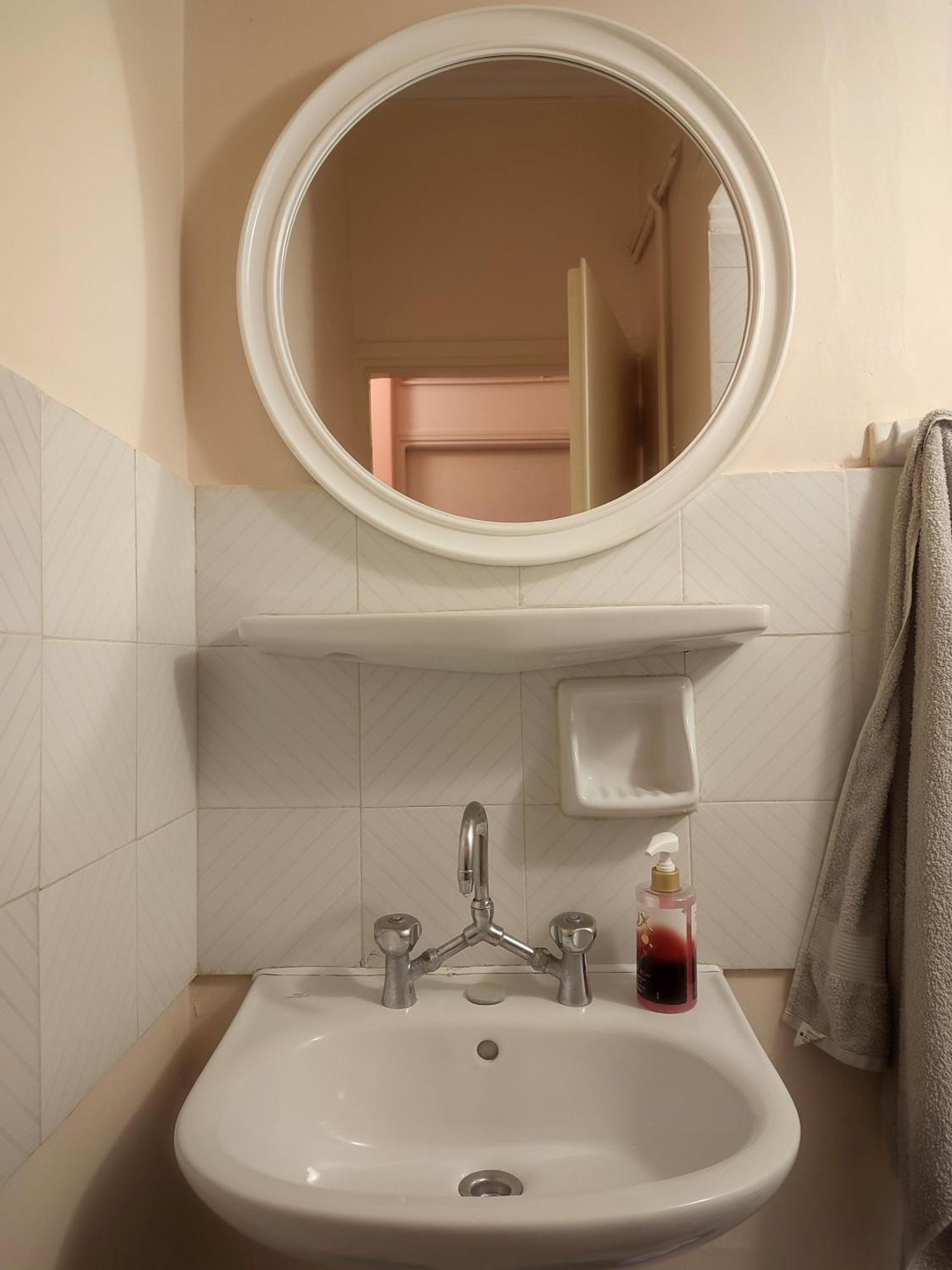 Mema'S Tranquil Studio In Patra - Free Parking المظهر الخارجي الصورة